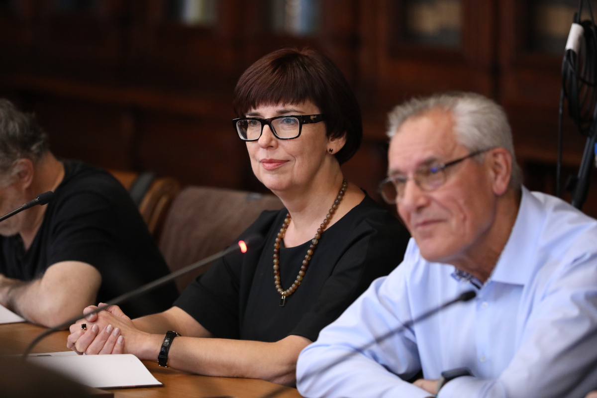 Фото із презентації