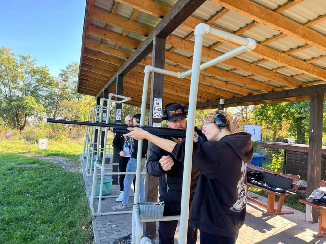 Фото із заходу