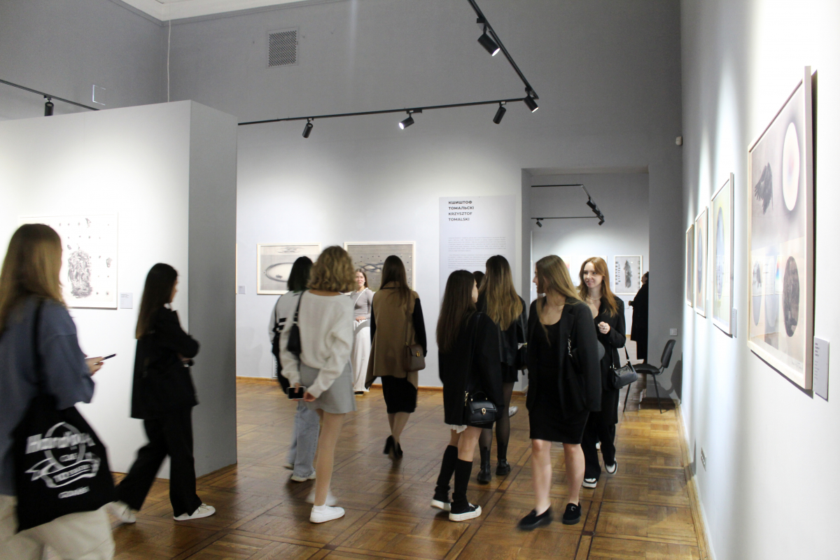 Фото з виставки