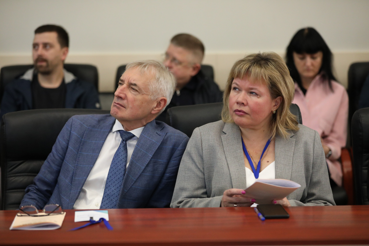 Фото з конференції