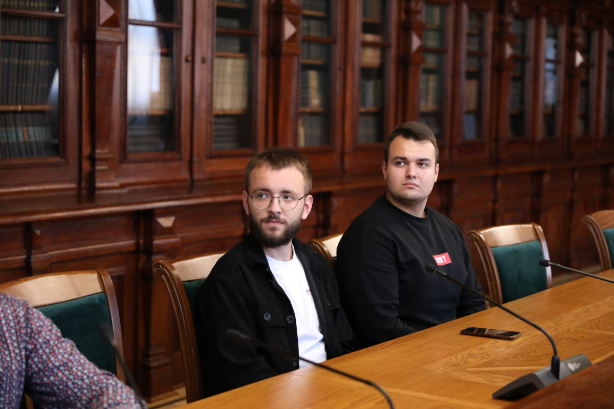 Фото з конференції