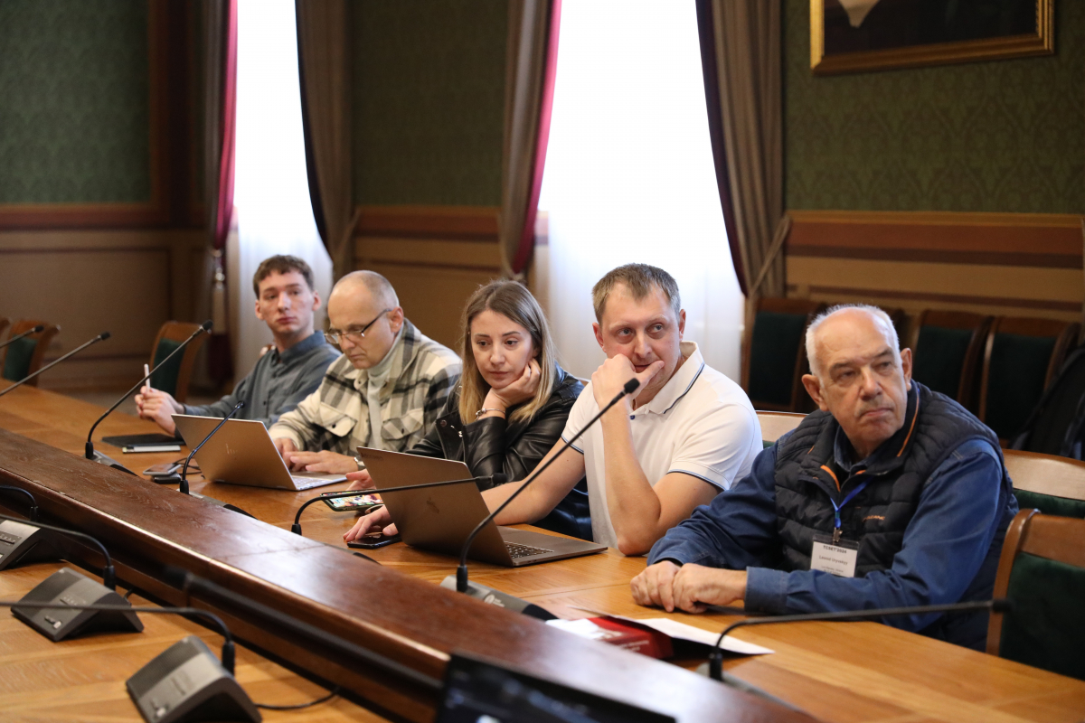 Фото з конференції