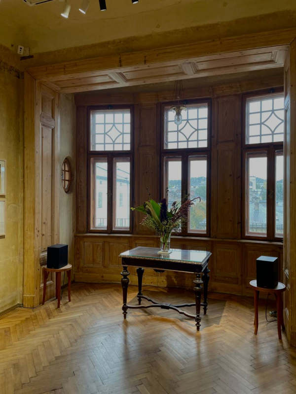 Фото з виставки