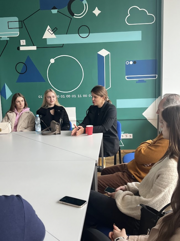 Фото із зустрічі у Львівській політехніці