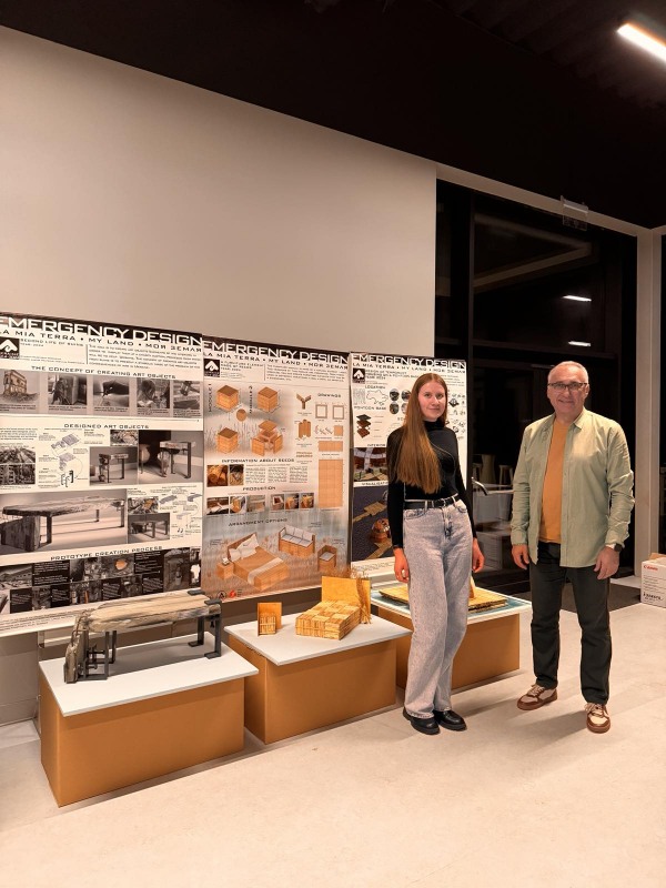 Фото з виставки