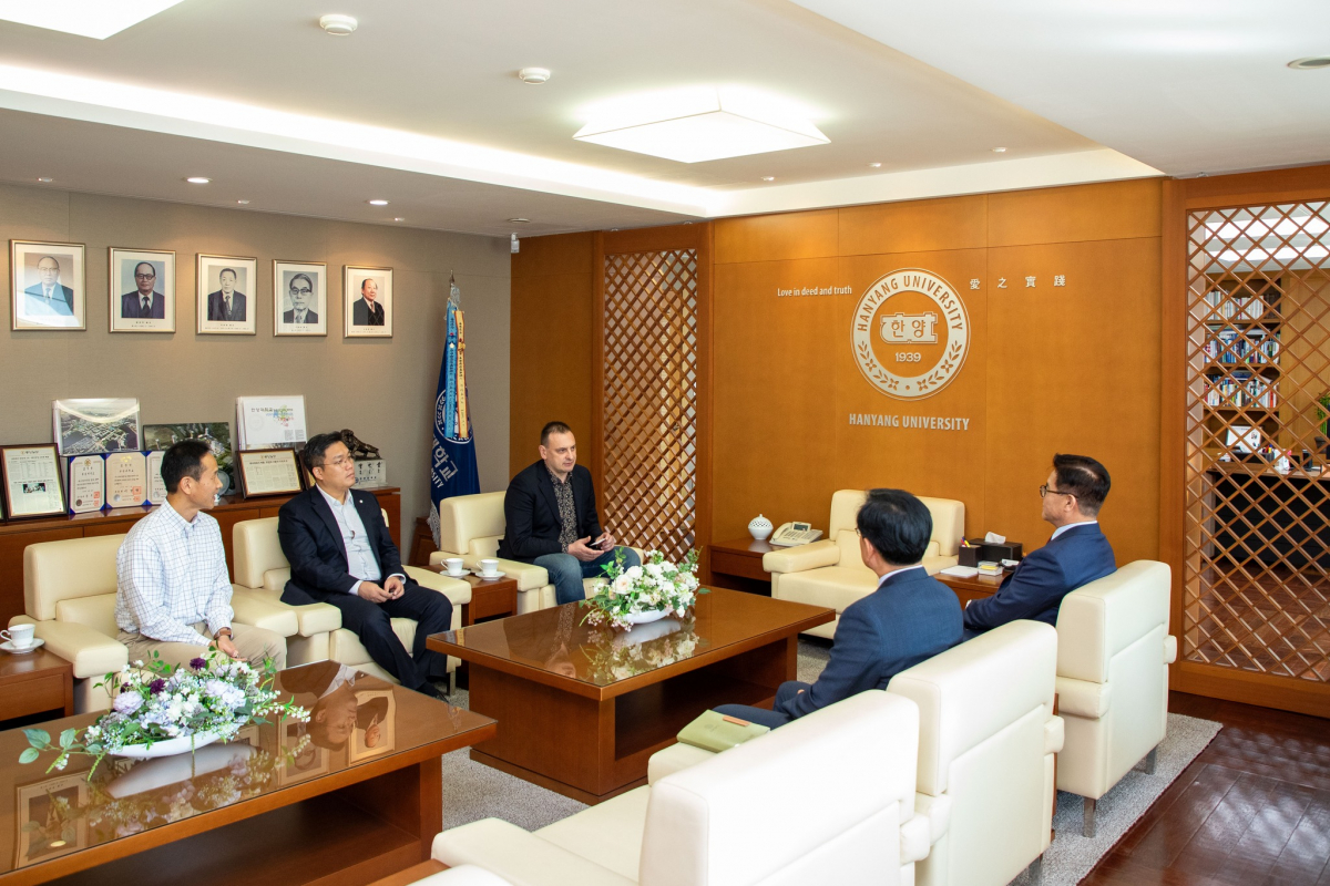 Фото з візиту