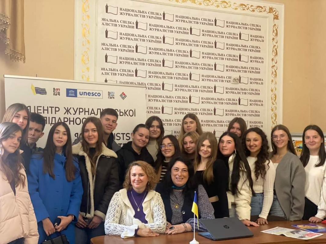 Фото з відвідин центру