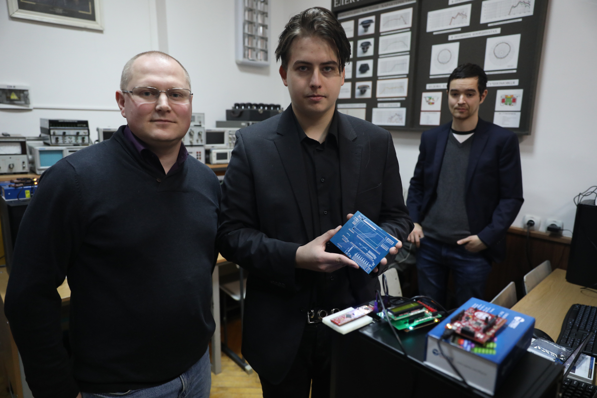 Фото з відкриття лабораторії