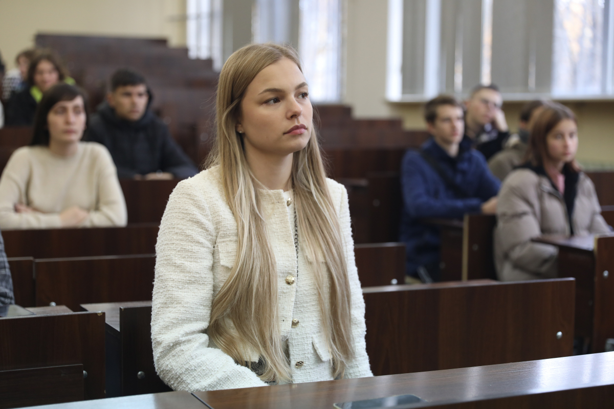 Фото з нагородження переможців конкурсу