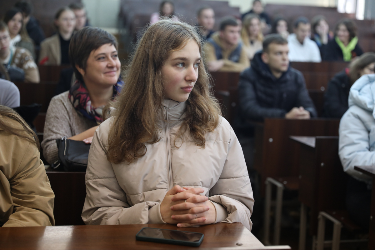 Фото з нагородження переможців конкурсу