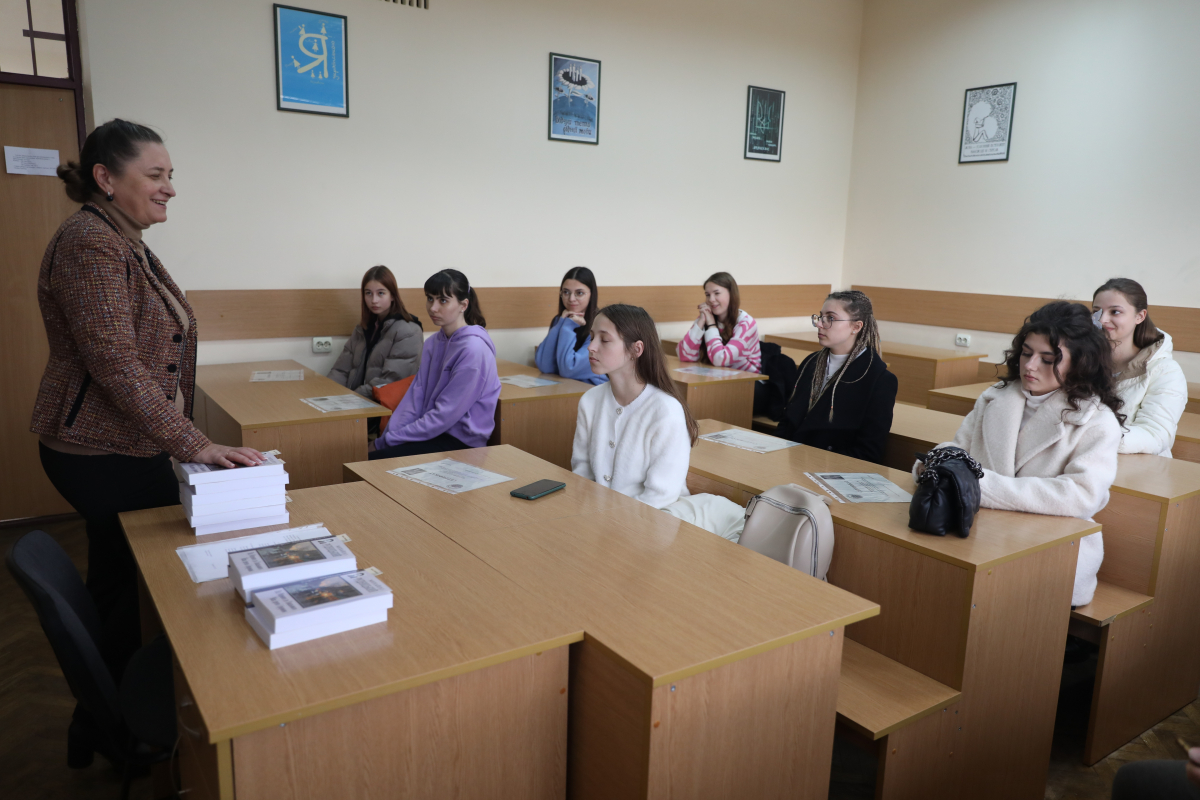 Фото з нагородження переможців конкурсу