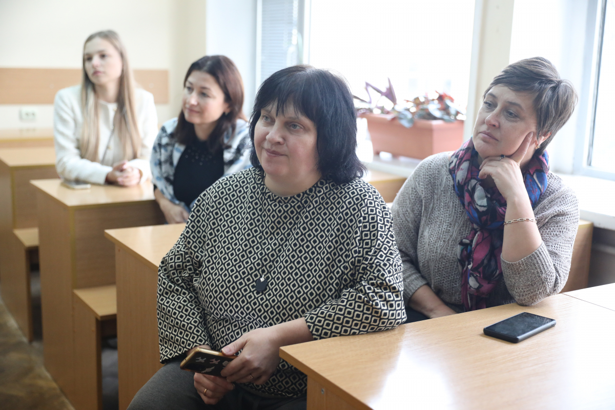 Фото з нагородження переможців конкурсу