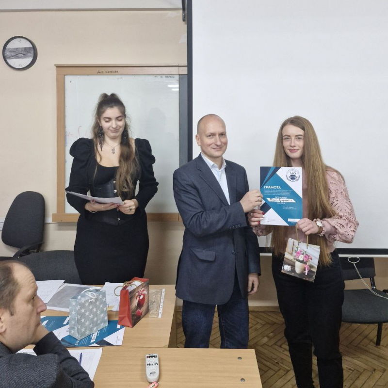 Фото з нагородження переможців