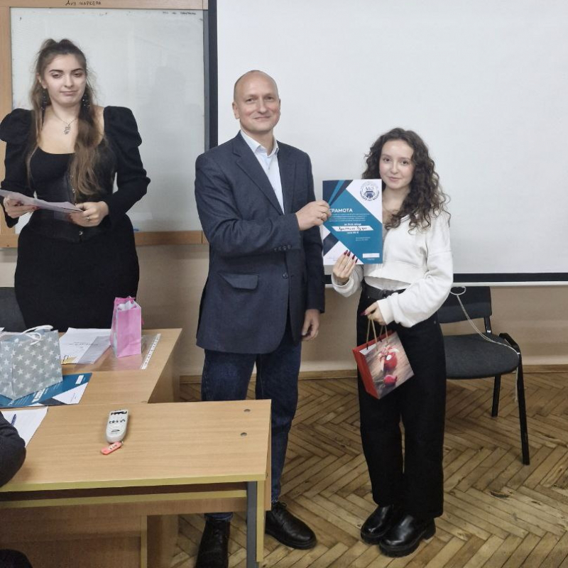 Фото з нагородження переможців