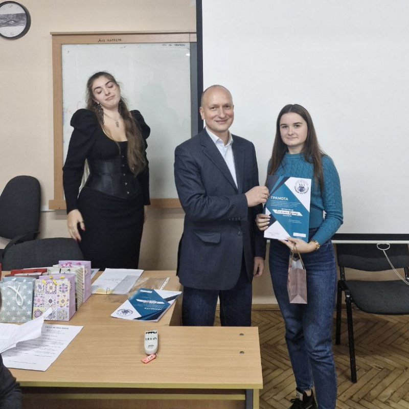 Фото з нагородження переможців