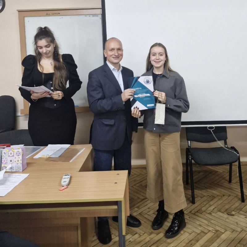 Фото з нагородження переможців