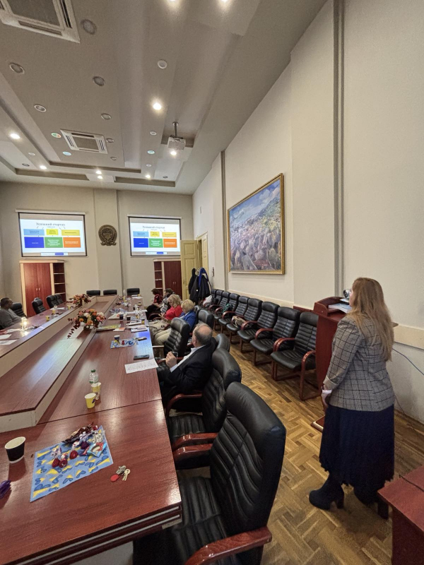 Фото із симпозіуму