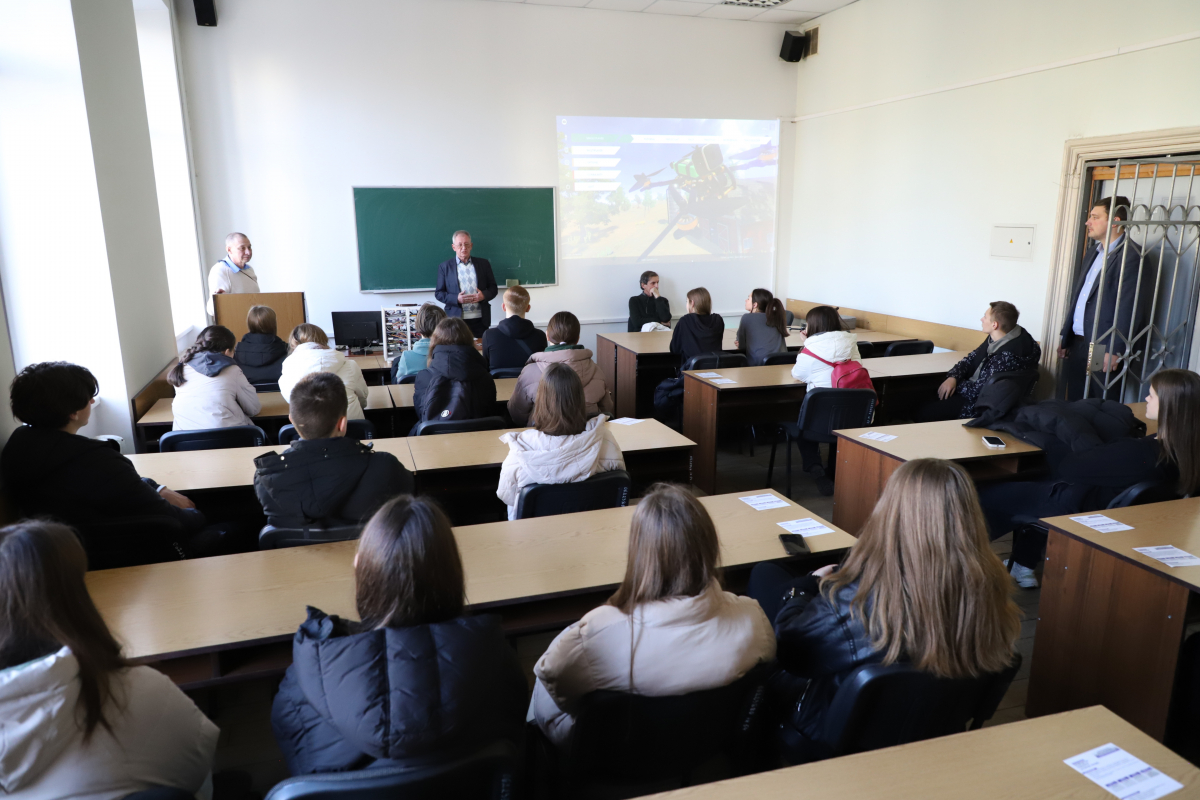 Фото із зустрічі у Львівській політехніці