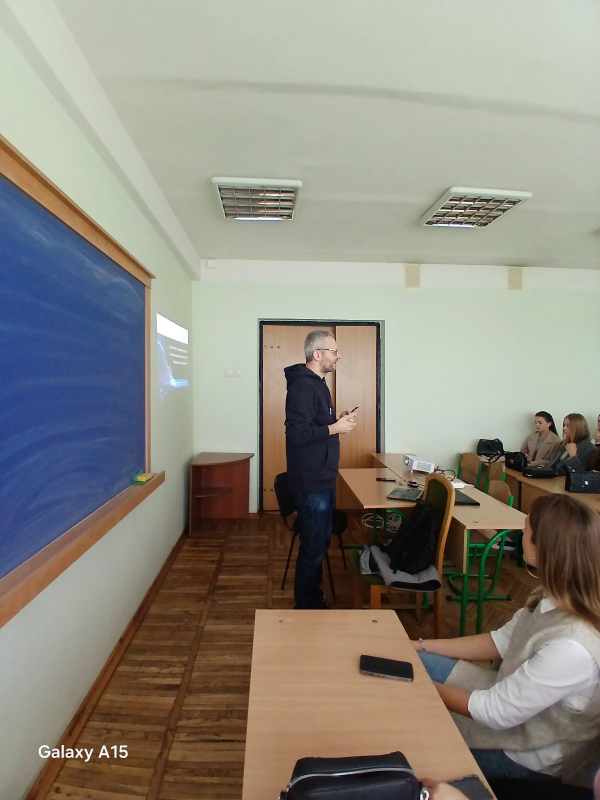 Фото із засідання гуртка