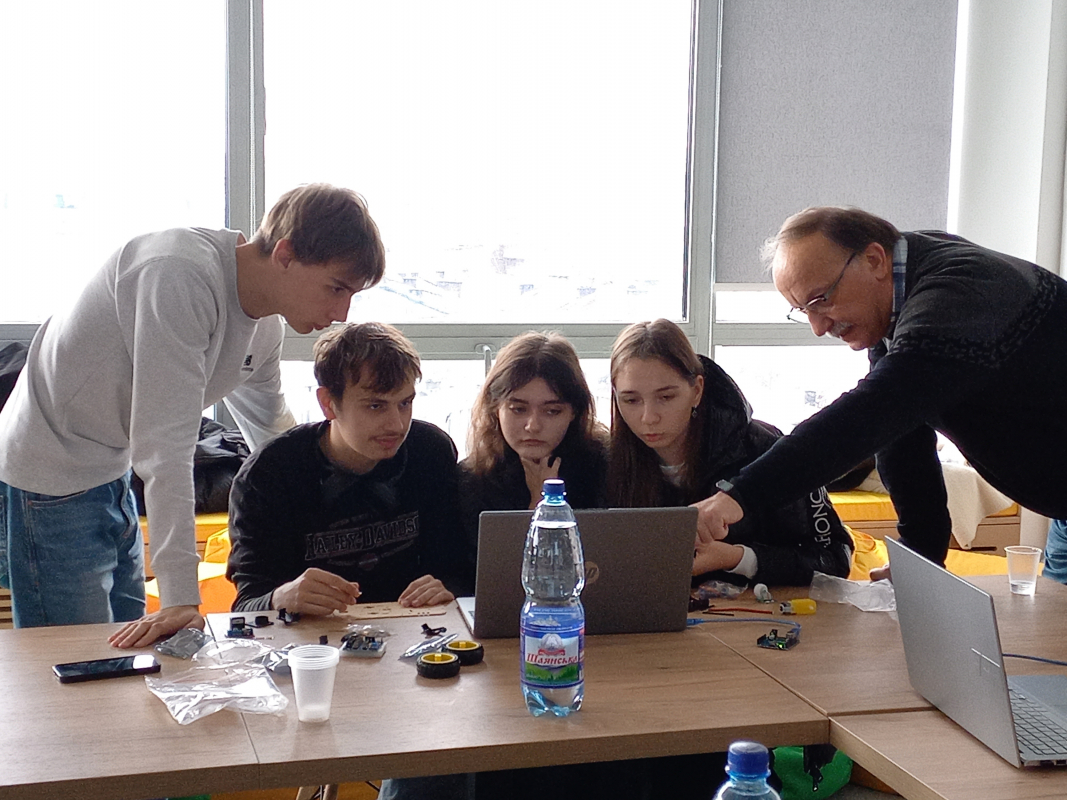 Фото з хакатону