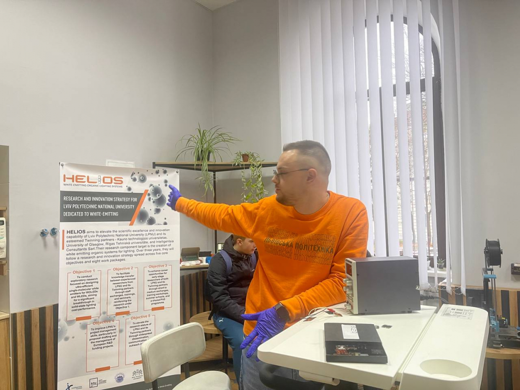 Фото із зустрічі у Львівській політехніці