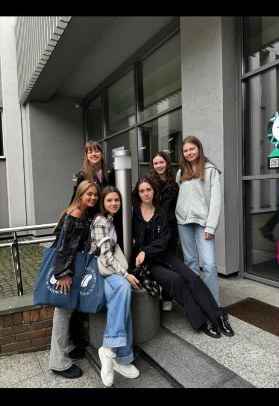 Фото зі Школи