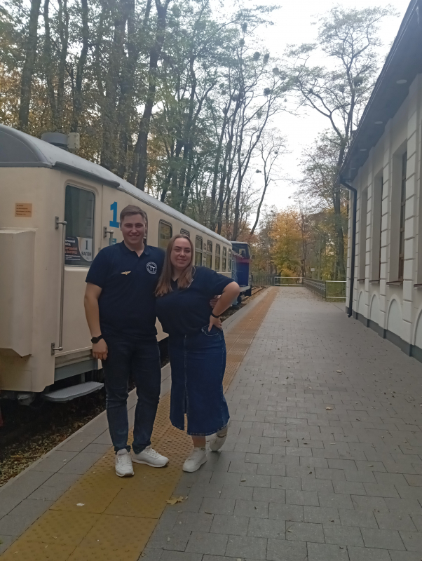 Фото із заходу