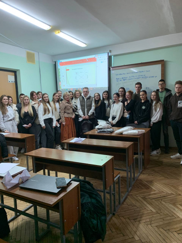 Фото із зустрічі у Львівській політехніці
