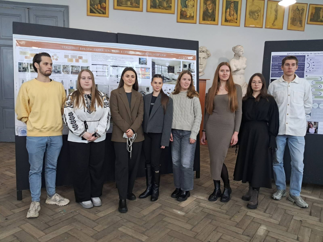 Фото із захисту робіт