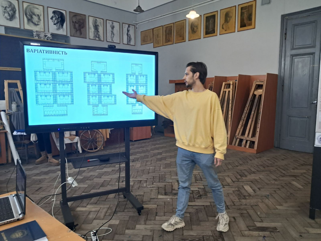 Фото із захисту робіт