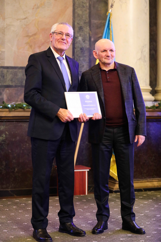 Фото з церемонії нагородження