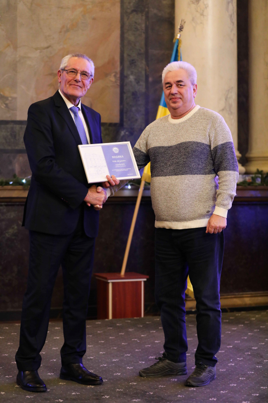 Фото з церемонії нагородження