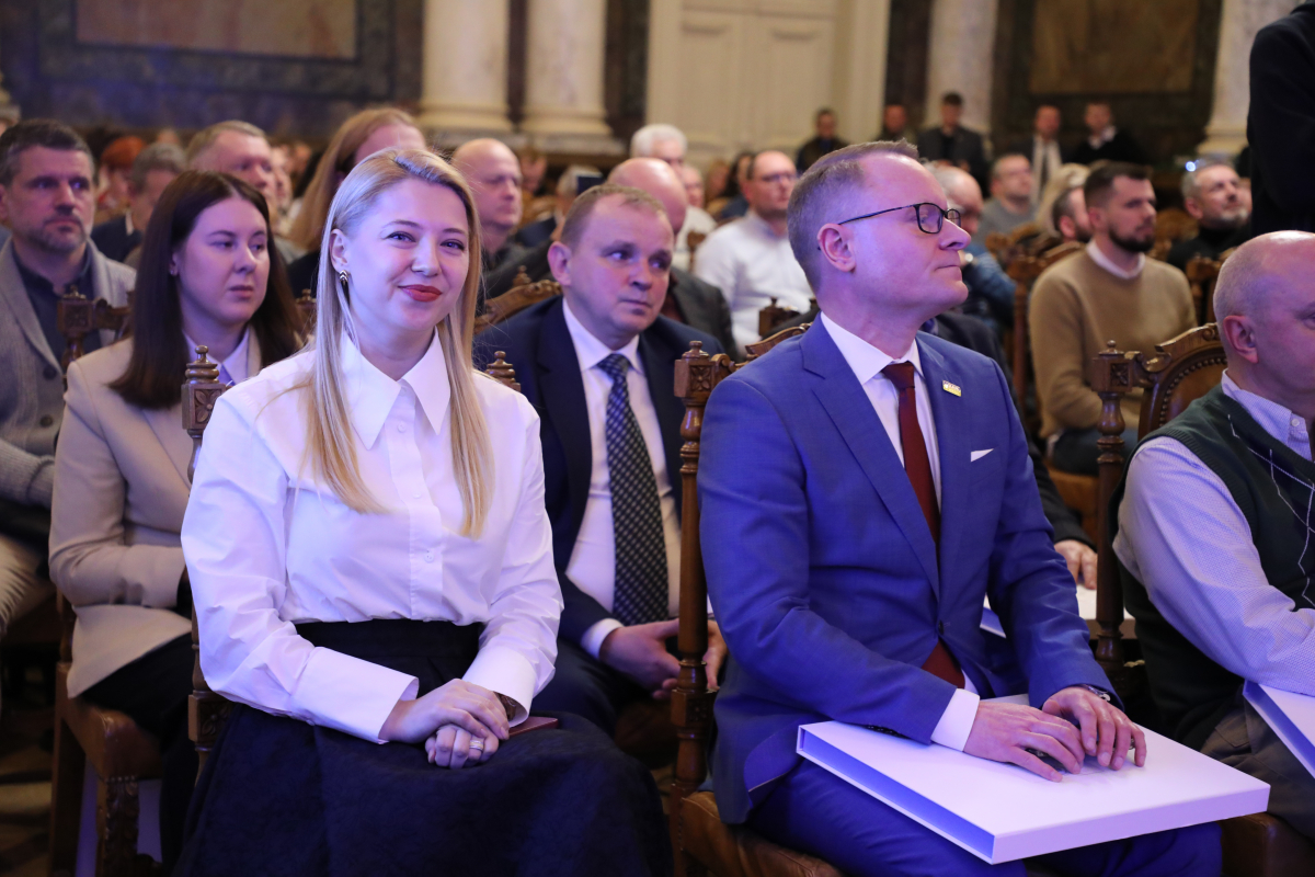Фото з церемонії нагородження