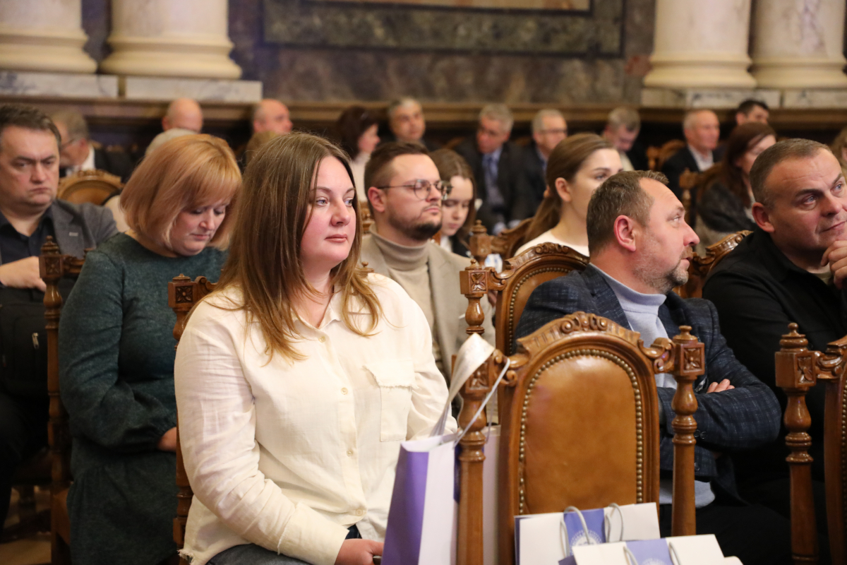 Фото з церемонії нагородження