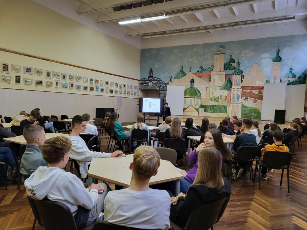 Фото з Днів Політехніки в ліцеї