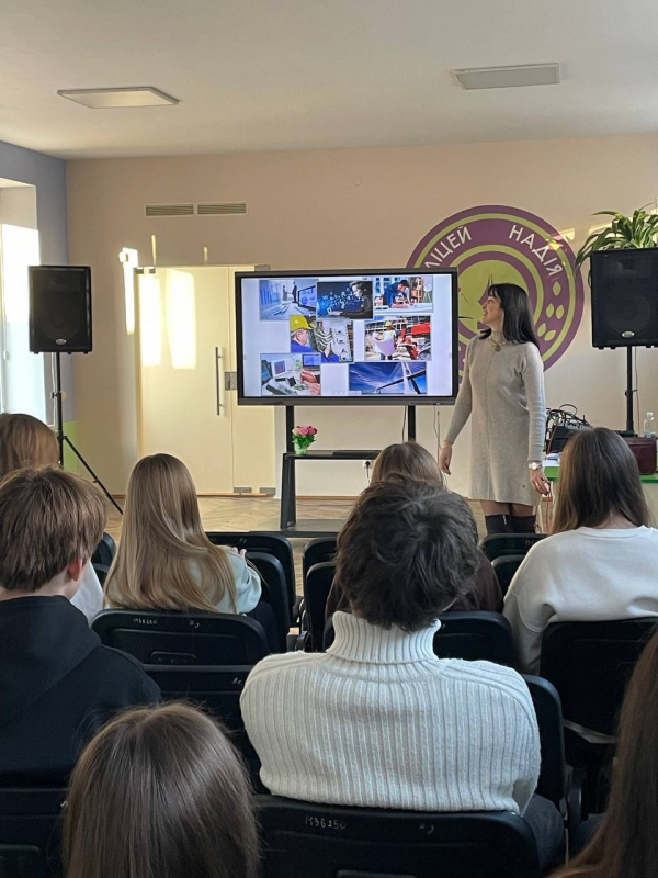 Фото з Днів Політехніки в ліцеї