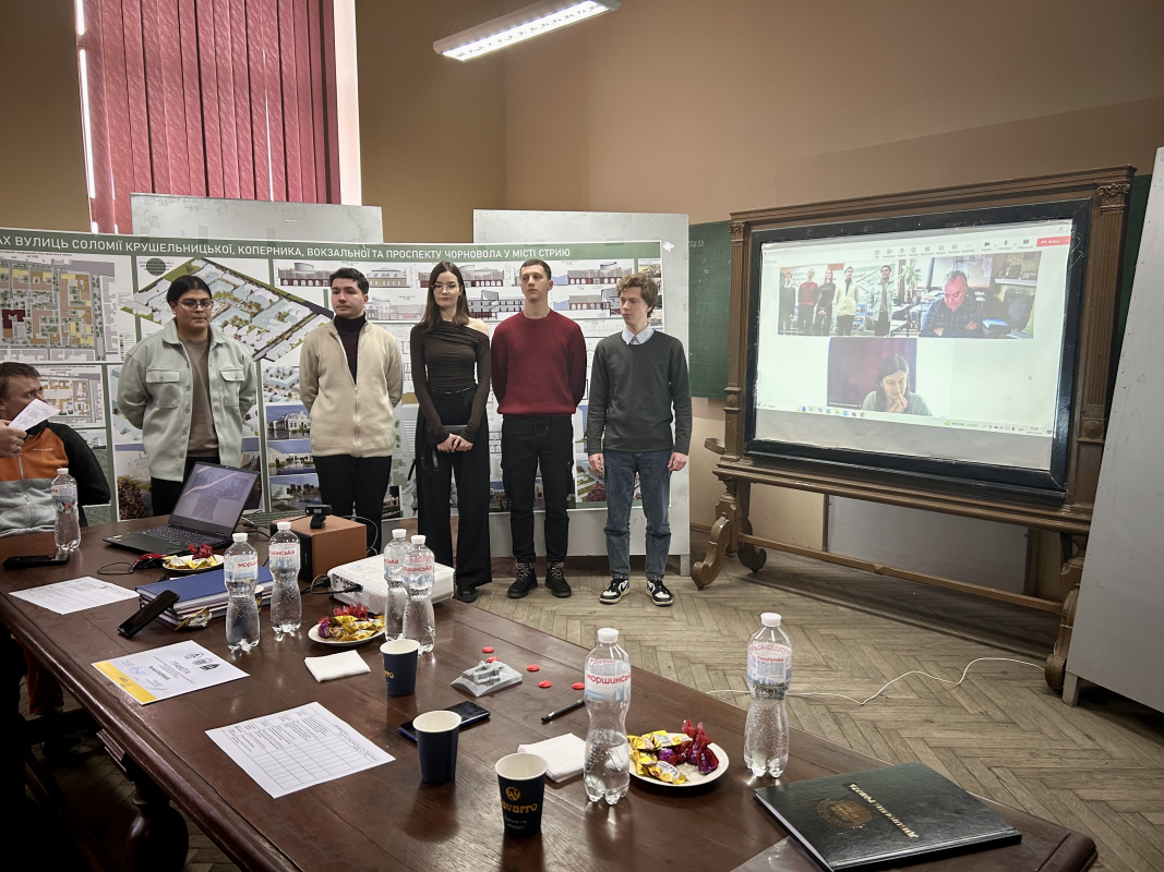 Фото із захисту робіт