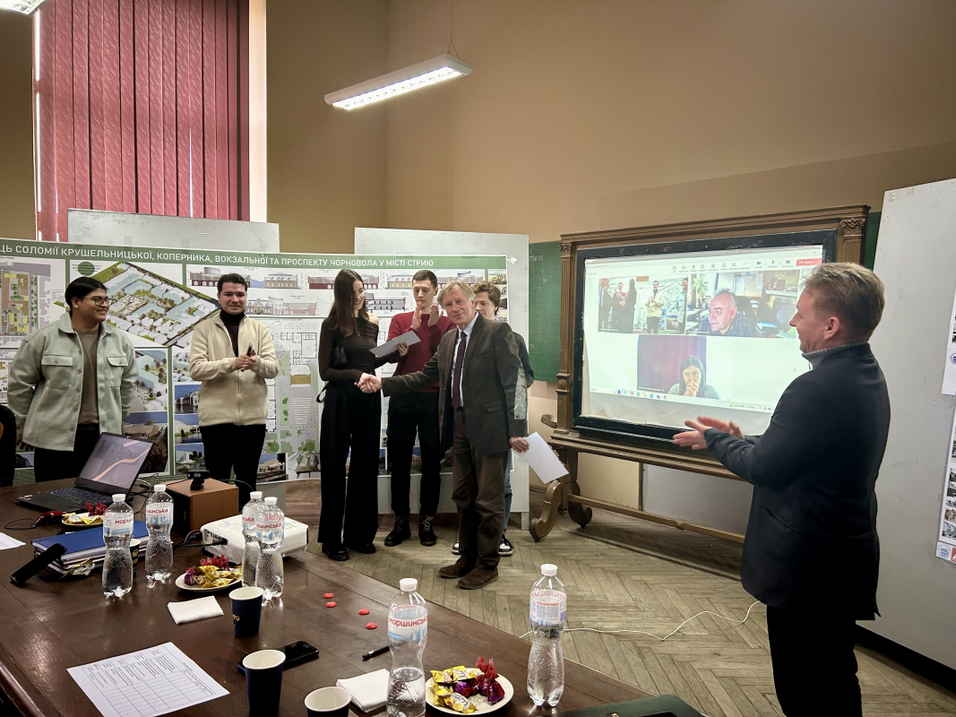 Фото із захисту робіт