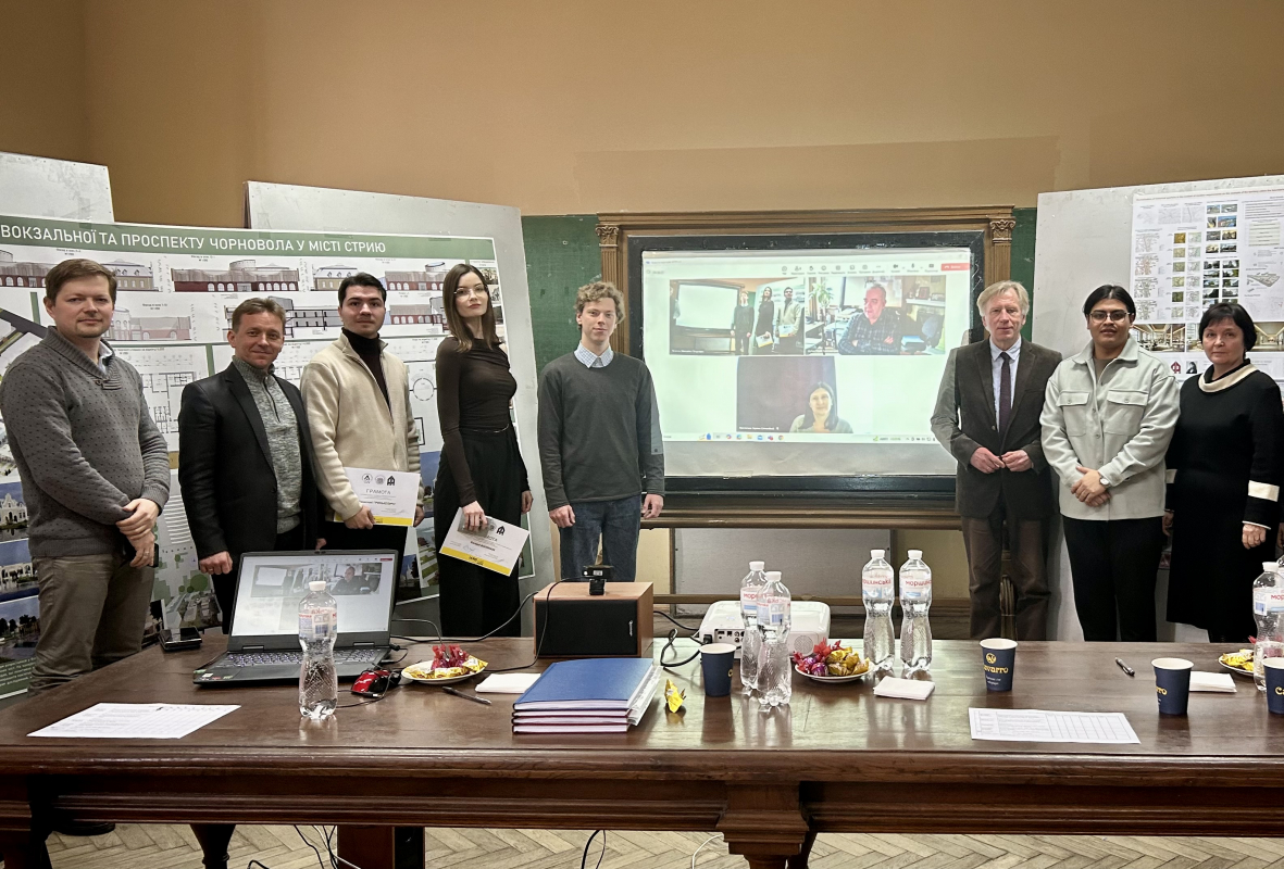 Фото із захисту робіт