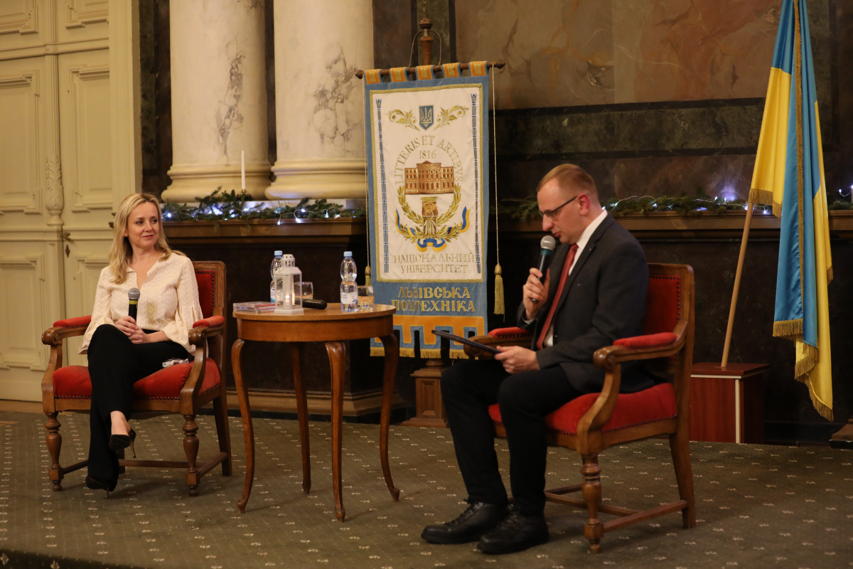 Фото із зустрічі у Львівській політехніці
