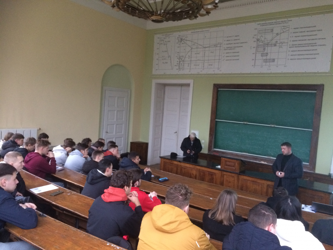 Фото із зустрічі у Львівській політехніці