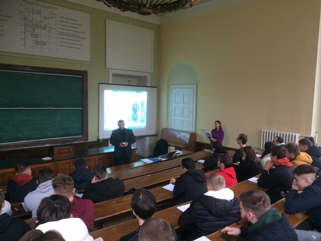 Фото із зустрічі у Львівській політехніці