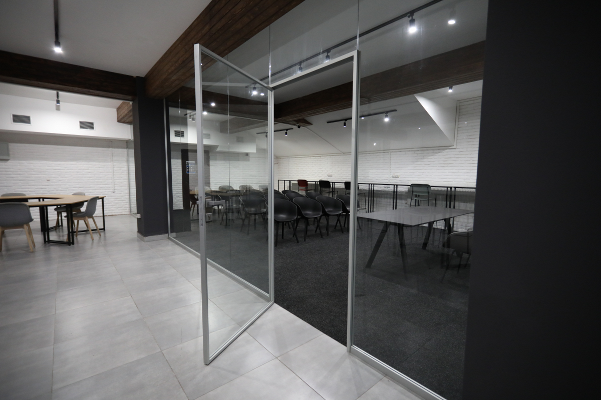 Фото з відкриття студентського простору