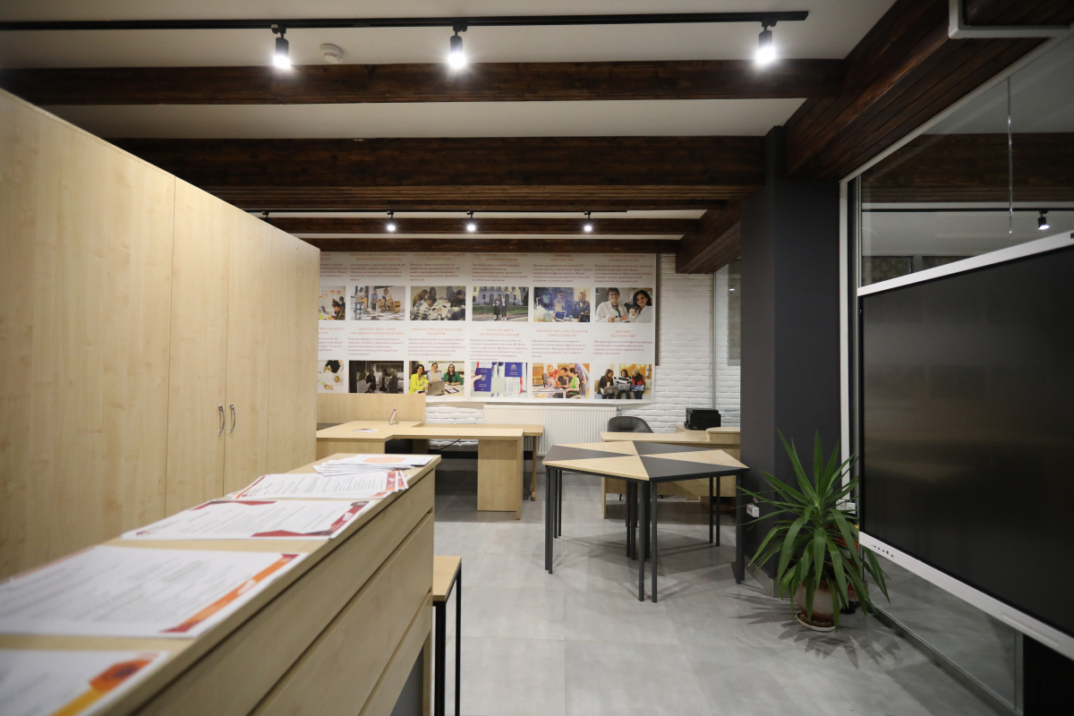 Фото з відкриття студентського простору