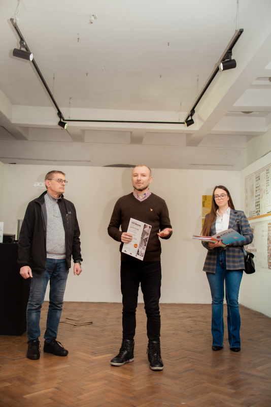 Фото з нагородження переможців конкурсу