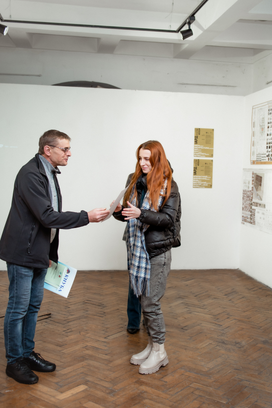 Фото з нагородження переможців конкурсу