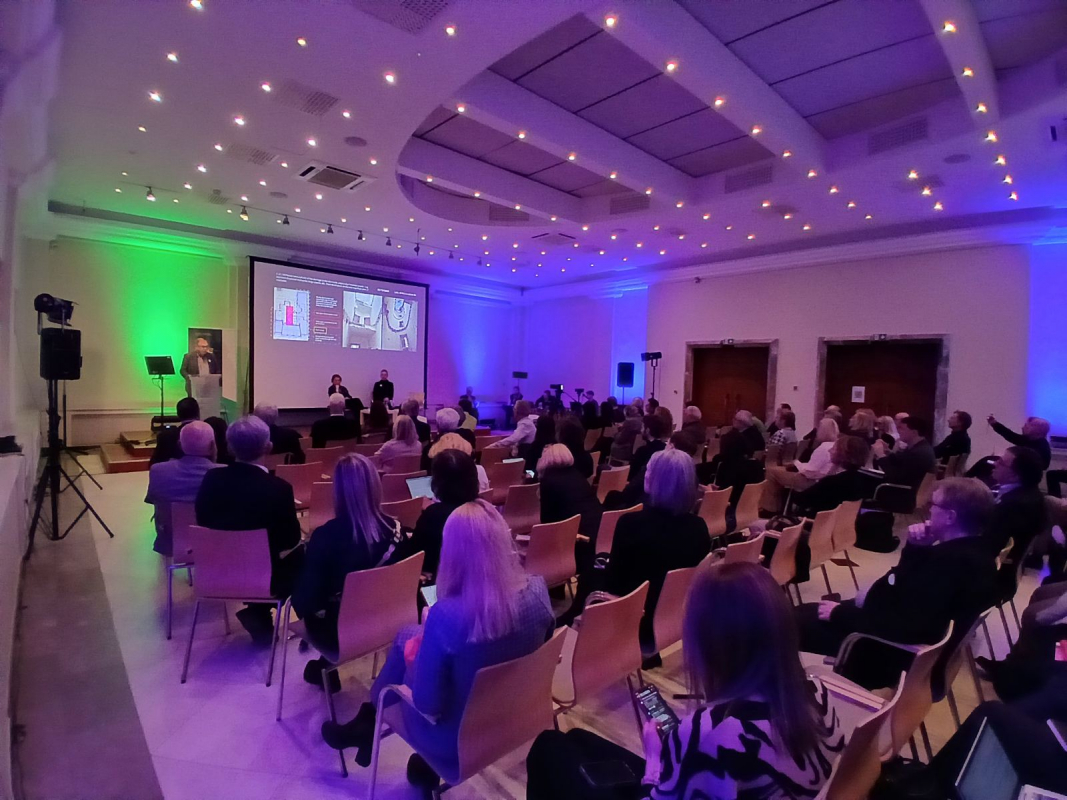 Фото з конференції у Польщі