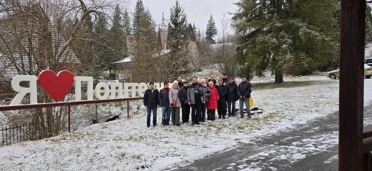 Фото з виїзного засідання кафедри