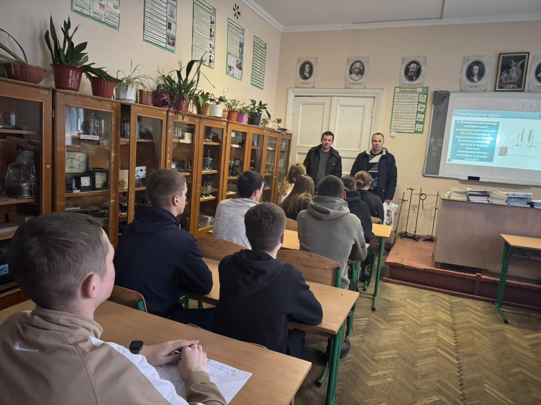 Фото з виїзного засідання кафедри