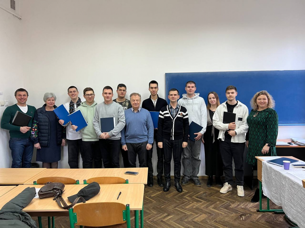 Фото із захисту робіт